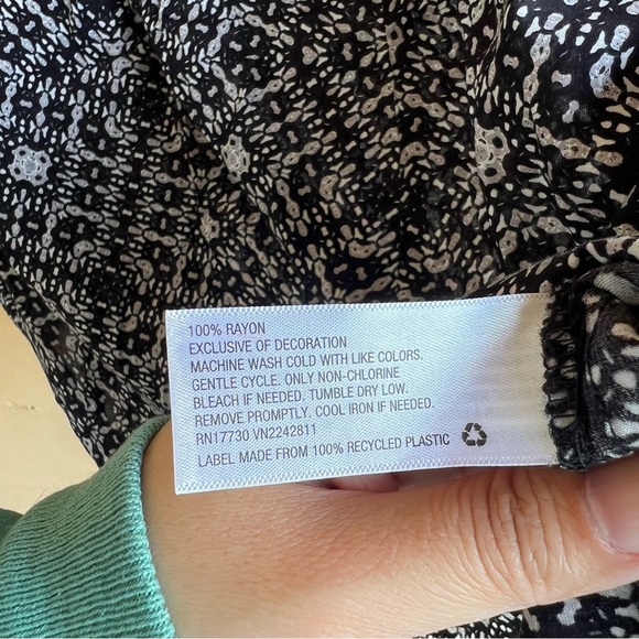 Mossimo Supply Co Boho Long Sleeve Blouse - SZ Large - Lightweight Modest Casual - Picture 4 of 5